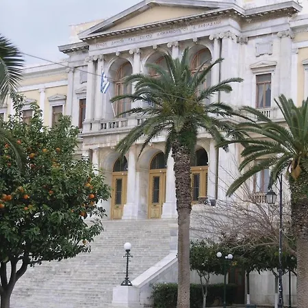 Stunning In Ampela, Syros Mégas Yialós-Nítes