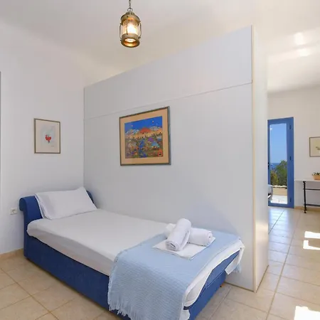 Tatil Evi Stunning In Ampela, Syros *
