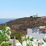 Stunning In Ampela, Syros Semesterbostad