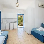 Stunning In Ampela, Syros Mégas Yialós-Nítes
