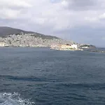 Stunning In Ampela, Syros Semesterbostad