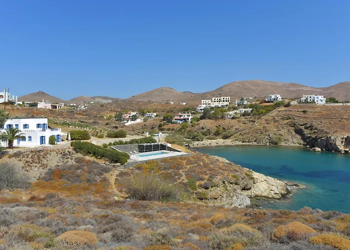 Stunning In Ampela, Syros